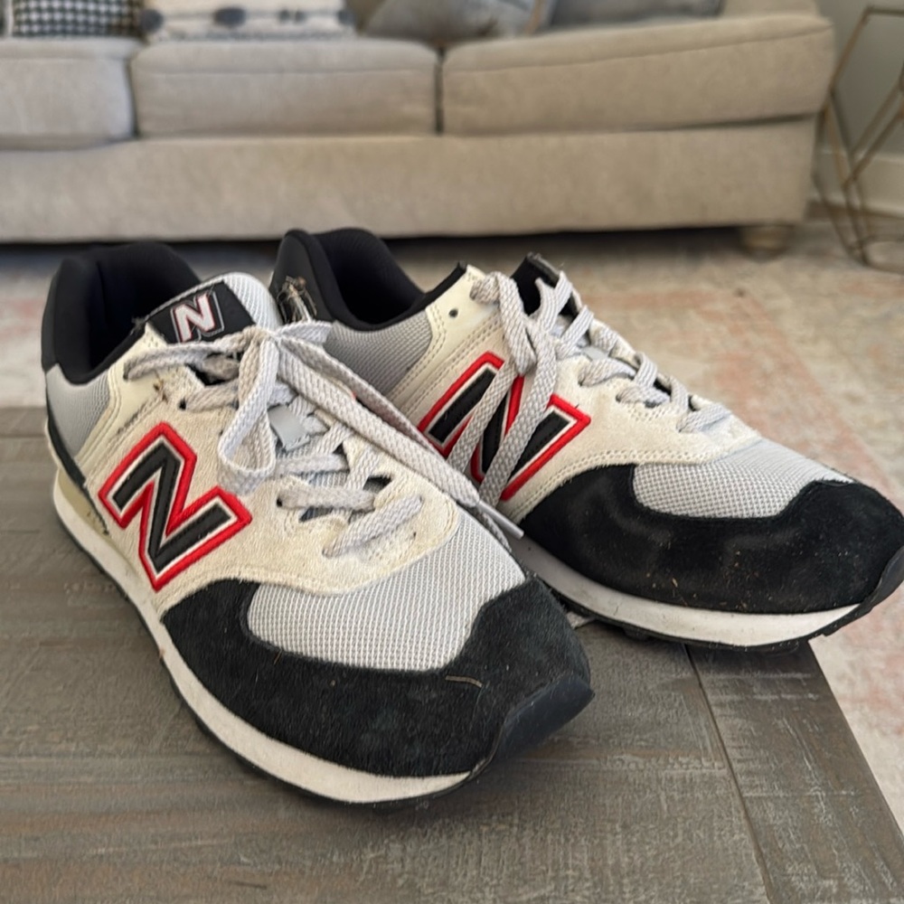 New Balance Men’s 574 size 11